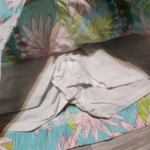 💘 Lilly Pulitzer Floral Skort - Picture 3 of 4